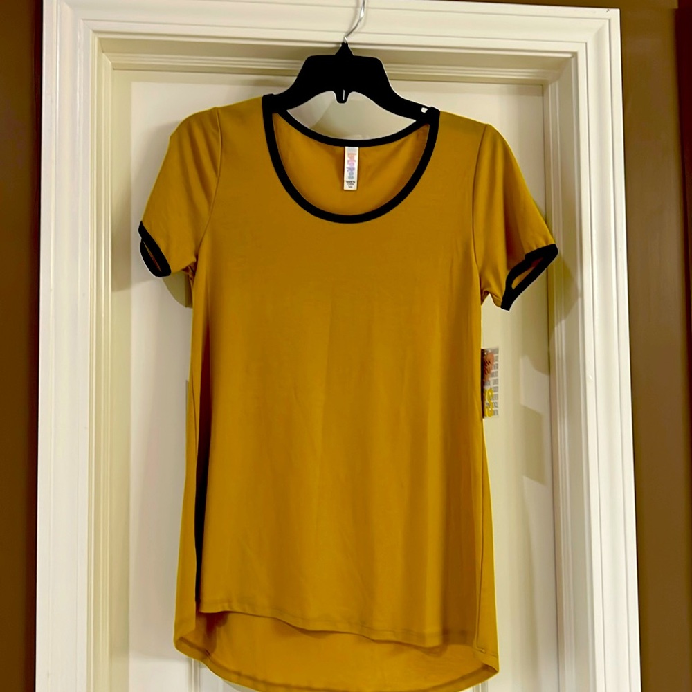 LuLaRoe Classic Tee NWT Sz XXS